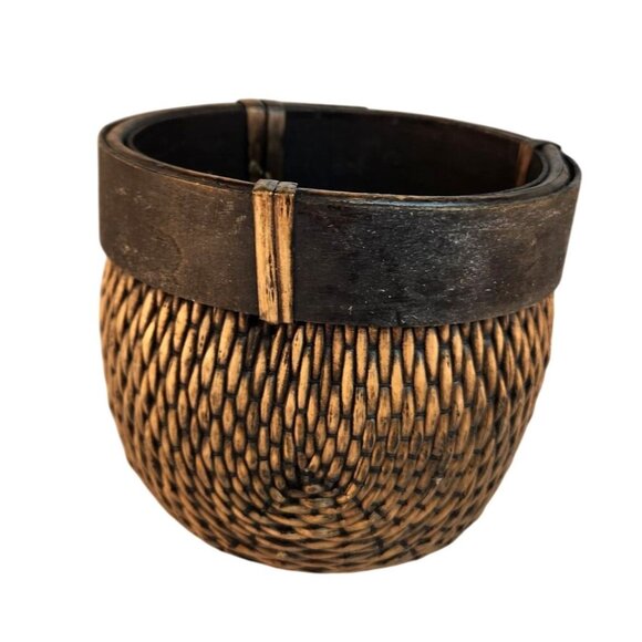 Vintage Hand-Woven Wicker & Wood Small Round Basket Decor Storage Organizer - Picture 7 of 10